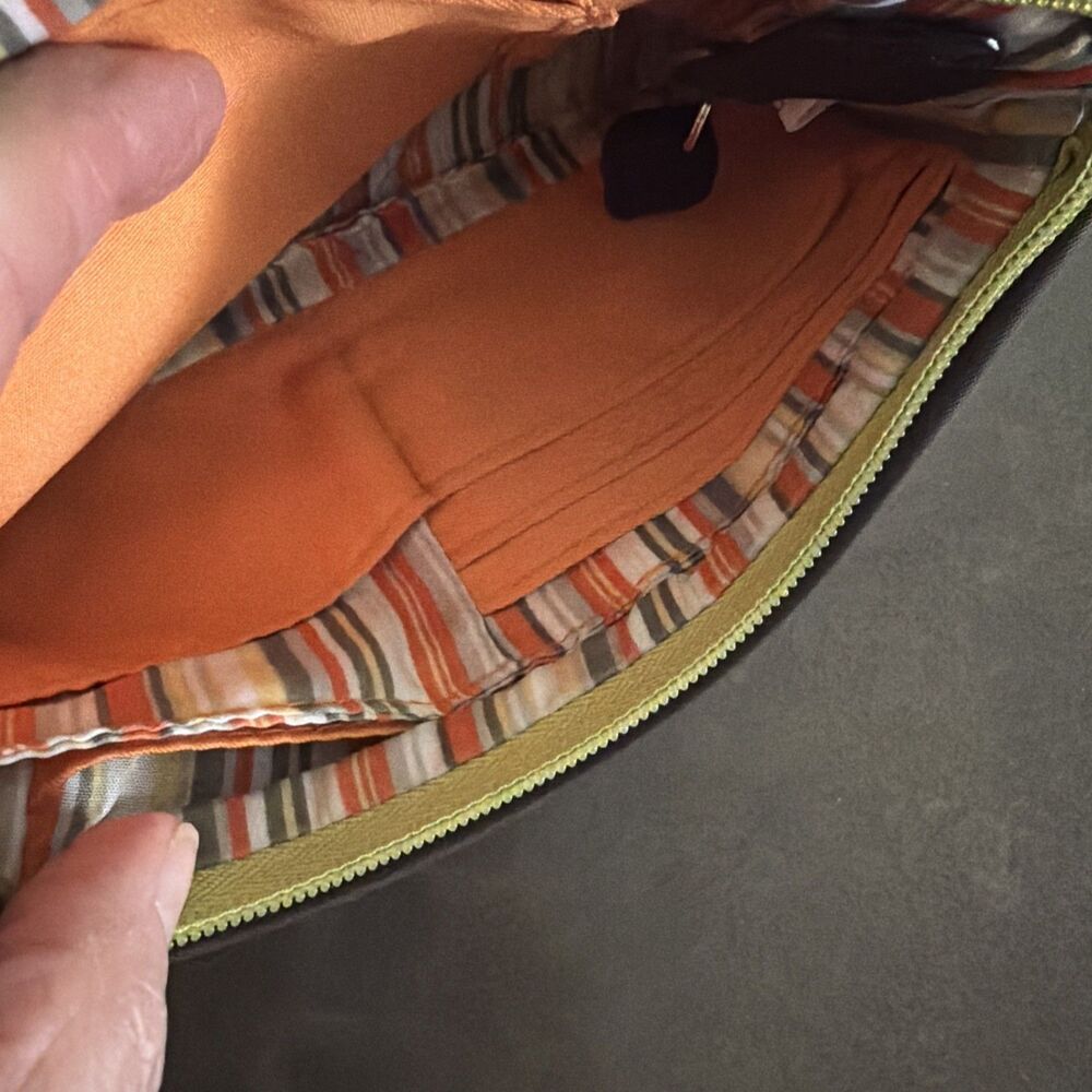 Travelon Brown Floral Nylon Zip Wristlet Clutch Purse RFID Wallet Passport - Picture 5 of 8